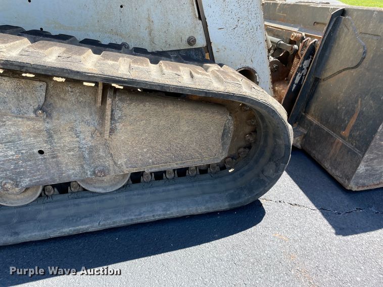 image for item KF9552 2015 Bobcat T650  tracked skid steer loader