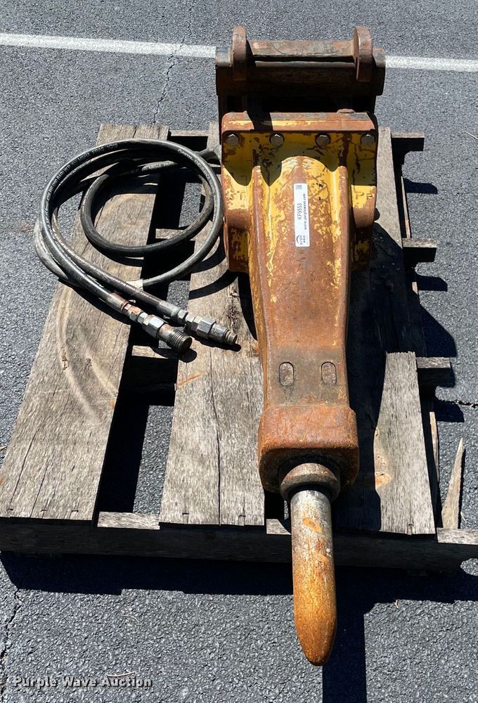 image for item KF9553 Atlas Copco SBU220  breaker