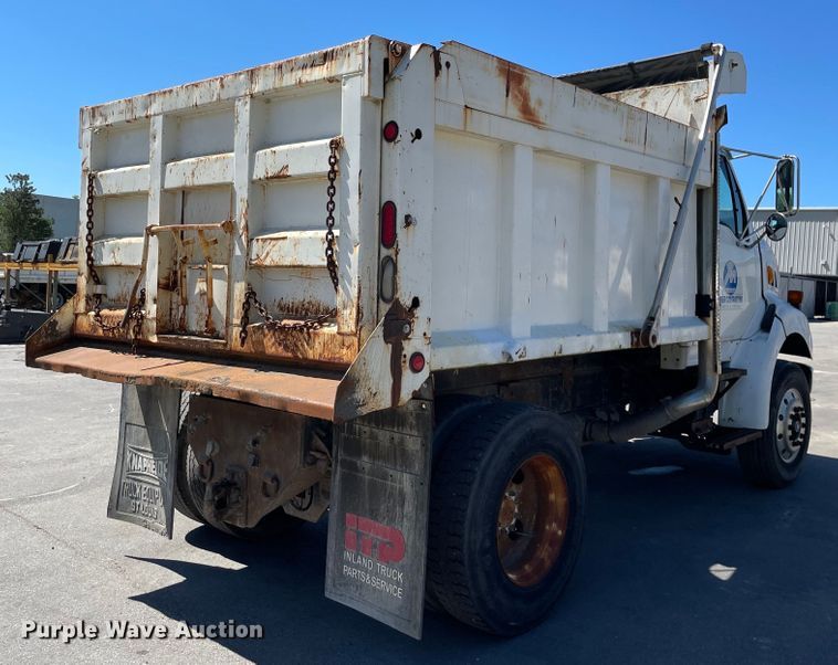 image for item KF9555 2001 Sterling L9501  dump truck