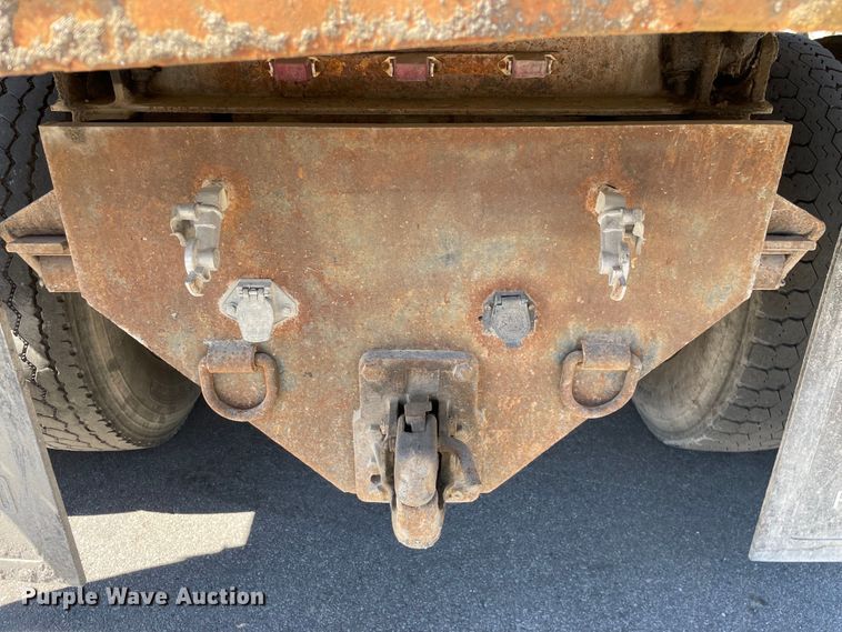 image for item KF9555 2001 Sterling L9501  dump truck