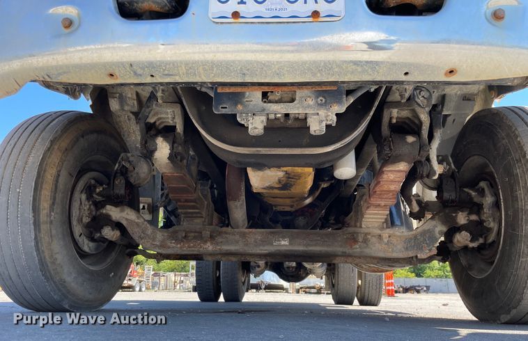 image for item KF9555 2001 Sterling L9501  dump truck