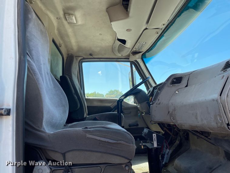 image for item KF9555 2001 Sterling L9501  dump truck