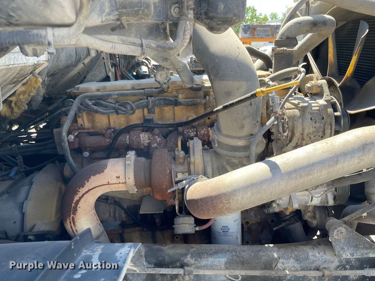 image for item KF9555 2001 Sterling L9501  dump truck