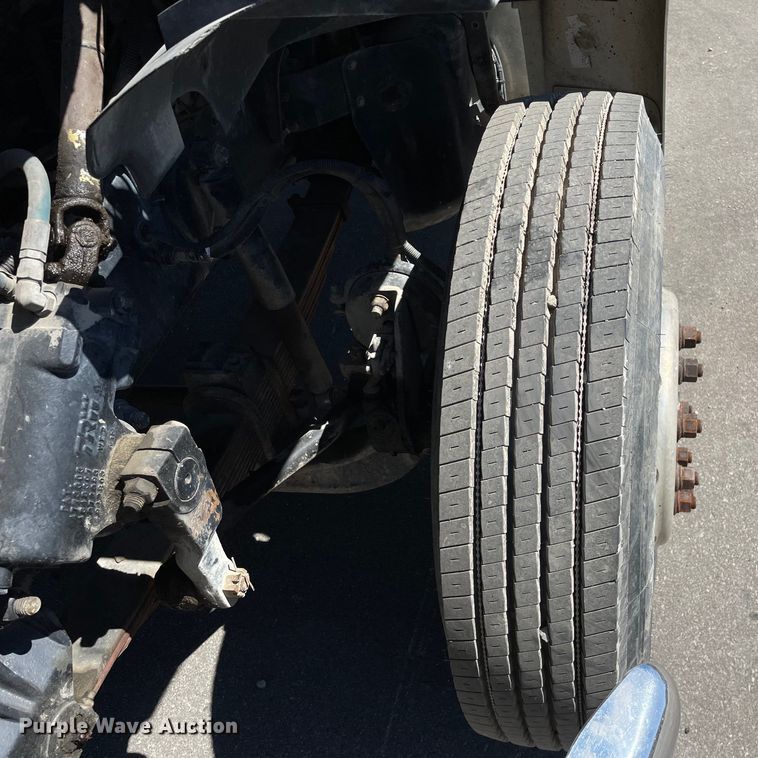 image for item KF9555 2001 Sterling L9501  dump truck