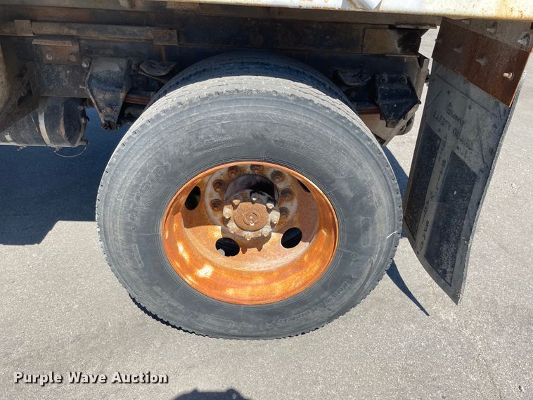 image for item KF9555 2001 Sterling L9501  dump truck