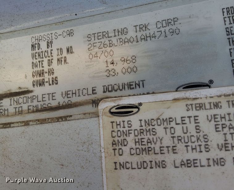 image for item KF9555 2001 Sterling L9501  dump truck