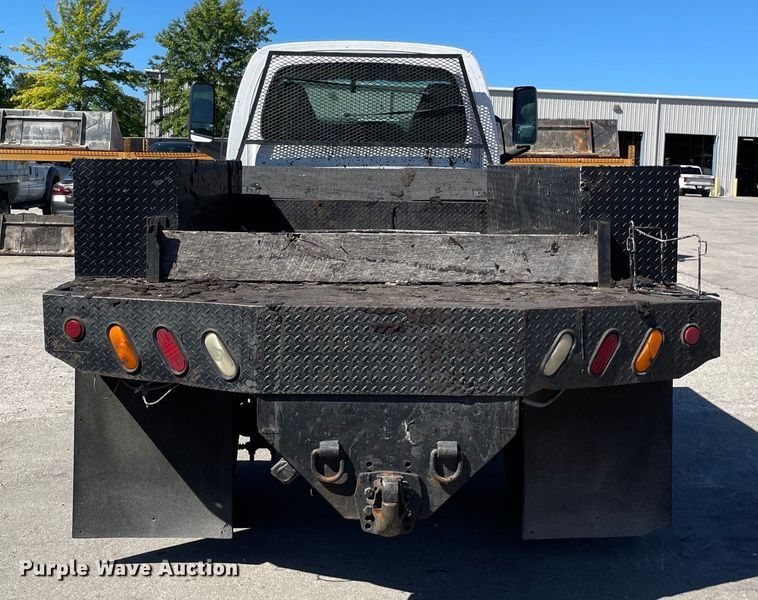 image for item KF9556 2005 GMC C4500  flatbed truck