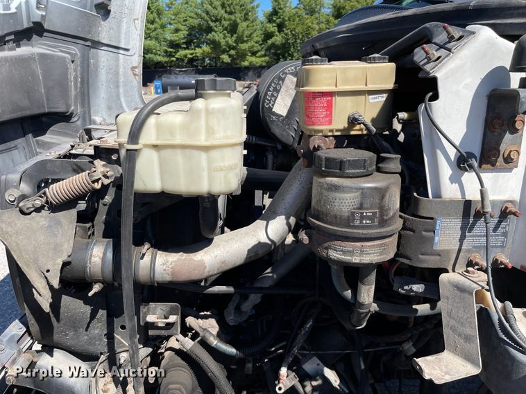 image for item KF9556 2005 GMC C4500  flatbed truck