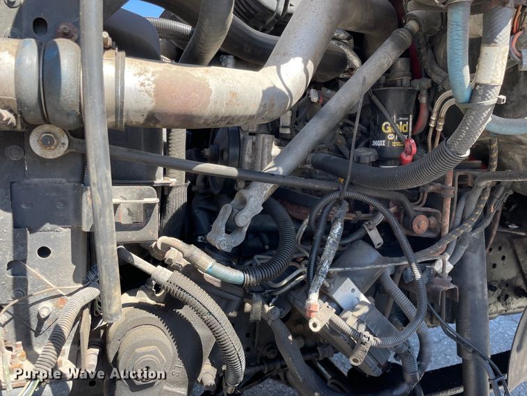 image for item KF9556 2005 GMC C4500  flatbed truck