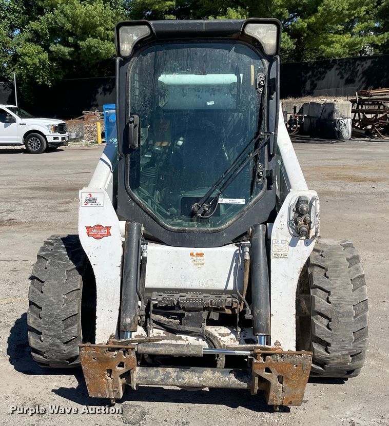 image for item KF9557 2015 Bobcat S650  skid steer loader