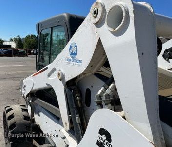 image for item KF9557 2015 Bobcat S650  skid steer loader