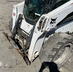 image for item KF9557 2015 Bobcat S650  skid steer loader
