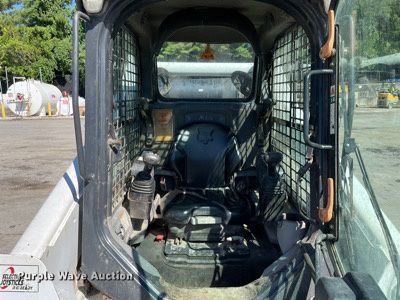 image for item KF9557 2015 Bobcat S650  skid steer loader