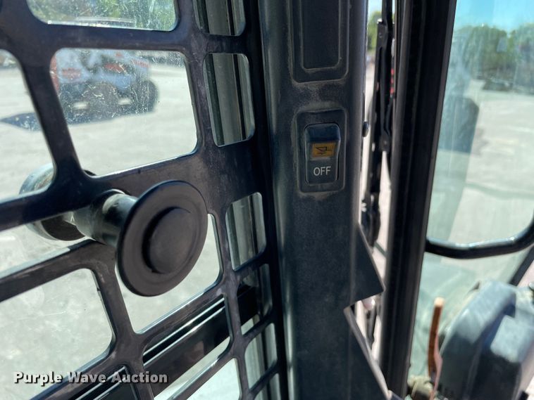 image for item KF9557 2015 Bobcat S650  skid steer loader