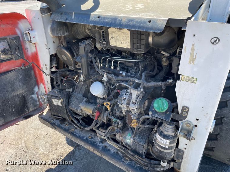 image for item KF9557 2015 Bobcat S650  skid steer loader