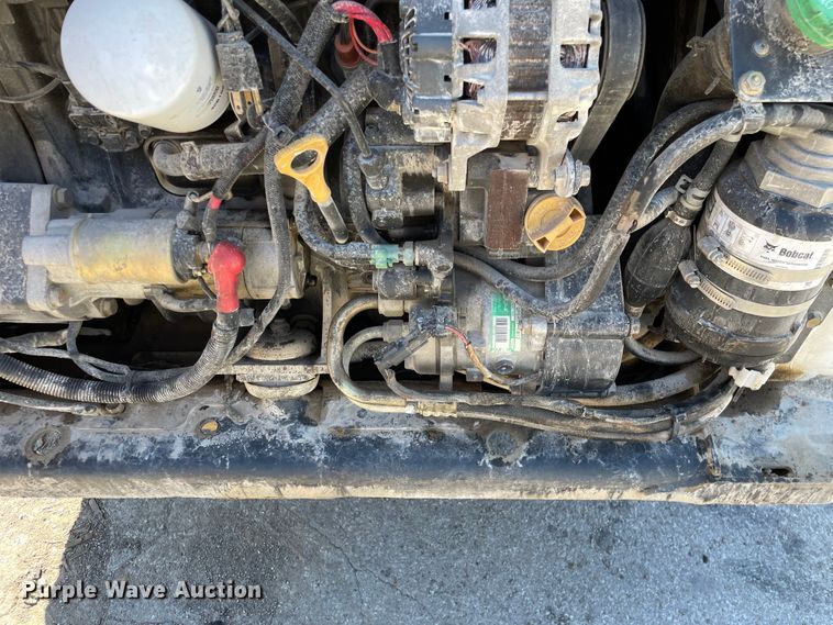 image for item KF9557 2015 Bobcat S650  skid steer loader