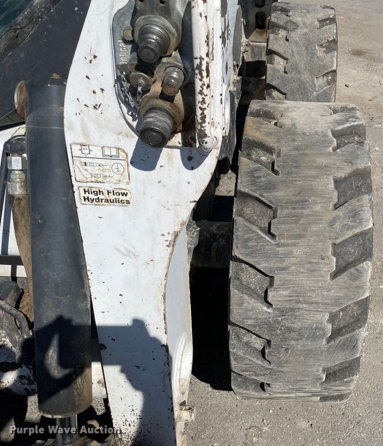 image for item KF9557 2015 Bobcat S650  skid steer loader