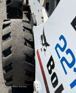 image for item KF9557 2015 Bobcat S650  skid steer loader