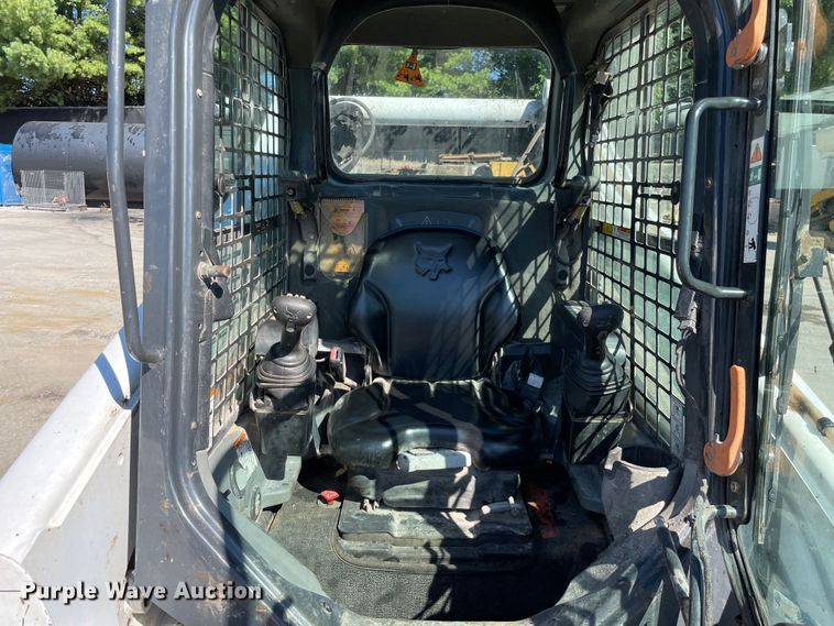 image for item KF9558 2016 Bobcat T770  tracked skid steer loader