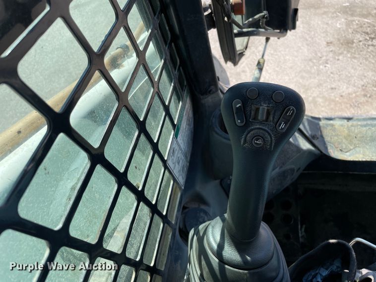 image for item KF9558 2016 Bobcat T770  tracked skid steer loader