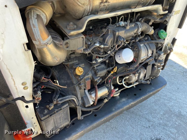 image for item KF9558 2016 Bobcat T770  tracked skid steer loader