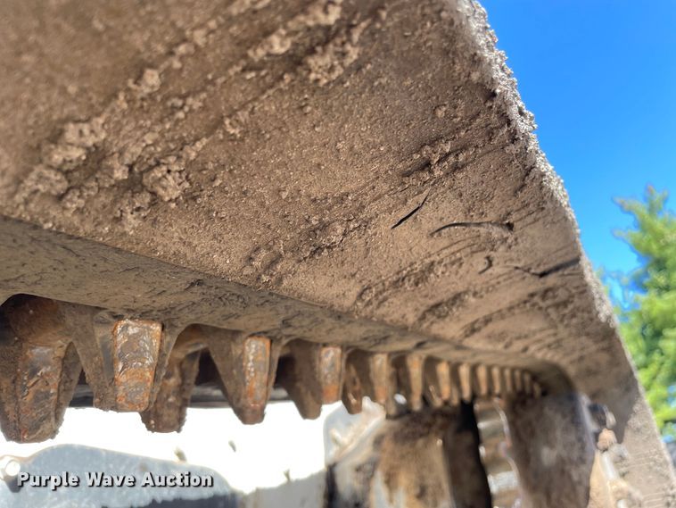 image for item KF9558 2016 Bobcat T770  tracked skid steer loader