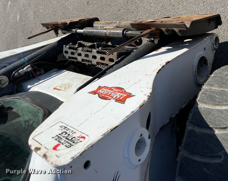 image for item KF9559 2015 Bobcat S650  skid steer loader