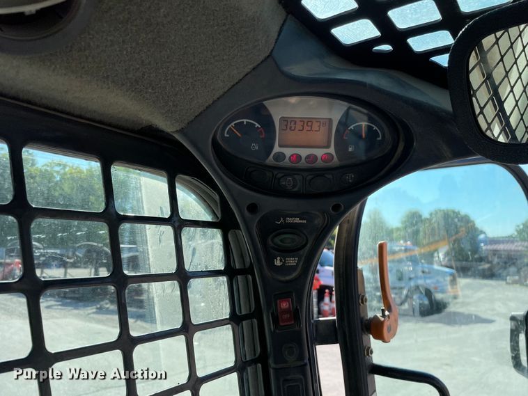 image for item KF9559 2015 Bobcat S650  skid steer loader