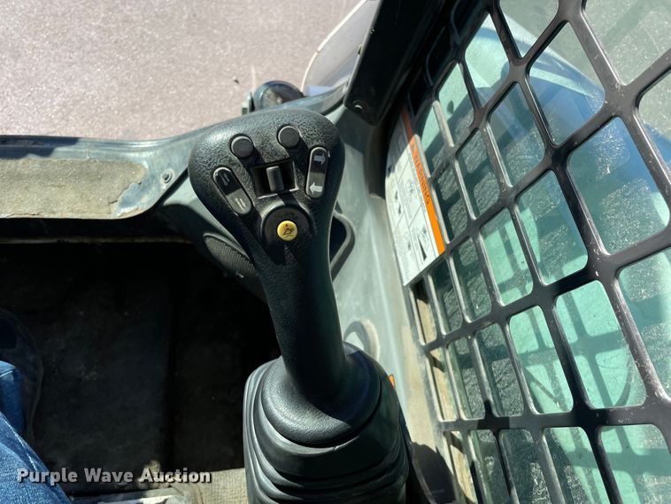 image for item KF9559 2015 Bobcat S650  skid steer loader