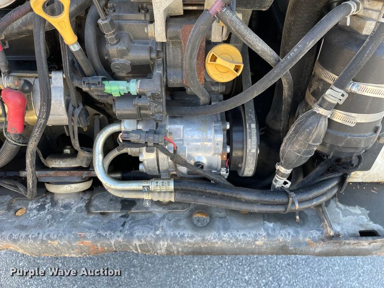 image for item KF9559 2015 Bobcat S650  skid steer loader