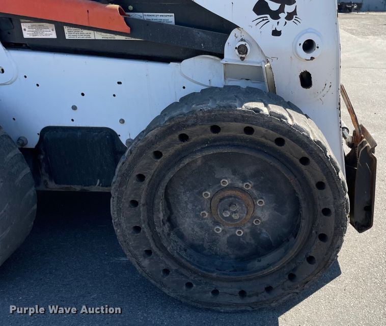 image for item KF9559 2015 Bobcat S650  skid steer loader