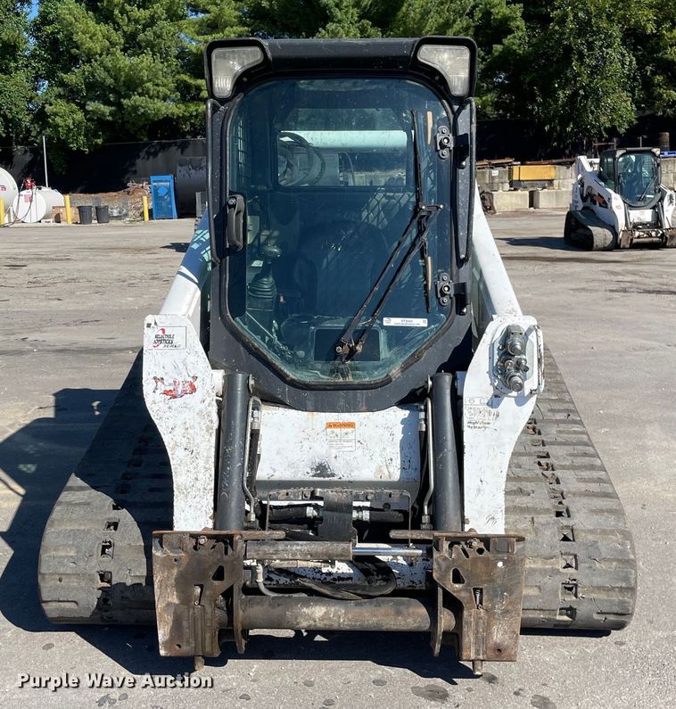 image for item KF9560 2015 Bobcat T650  tracked skid steer loader
