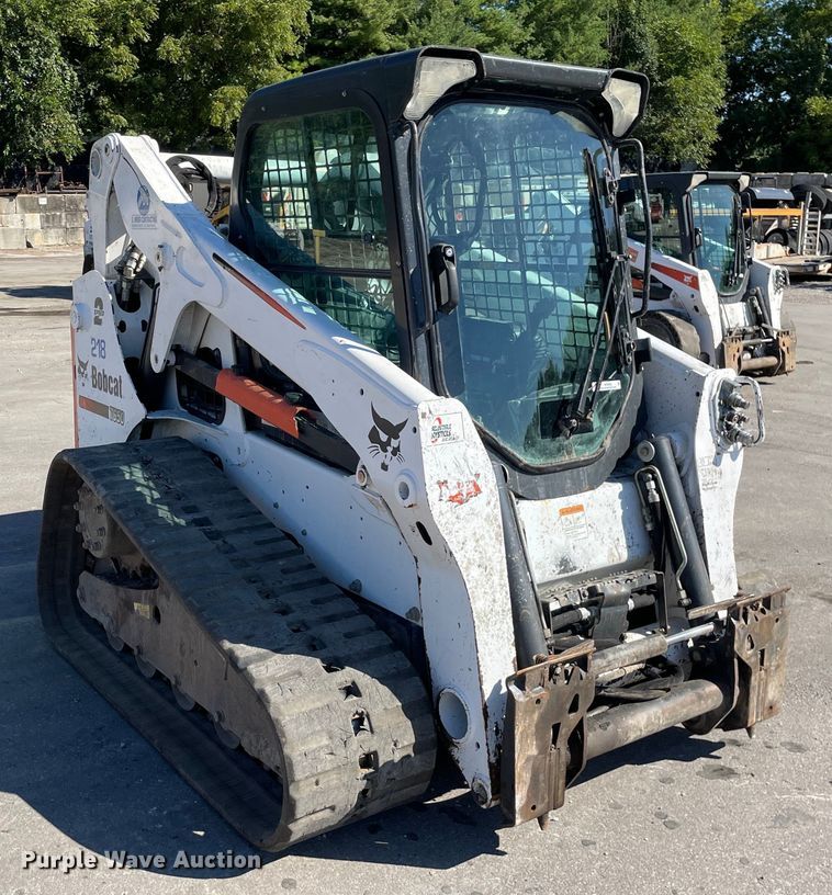 image for item KF9560 2015 Bobcat T650  tracked skid steer loader