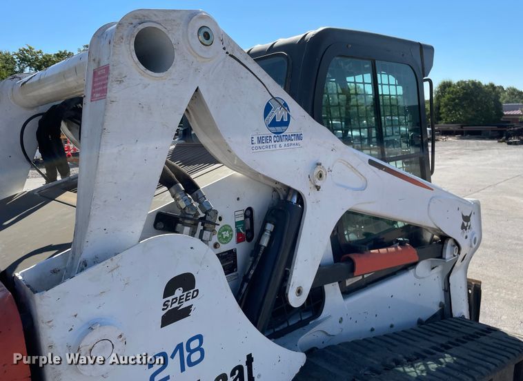 image for item KF9560 2015 Bobcat T650  tracked skid steer loader