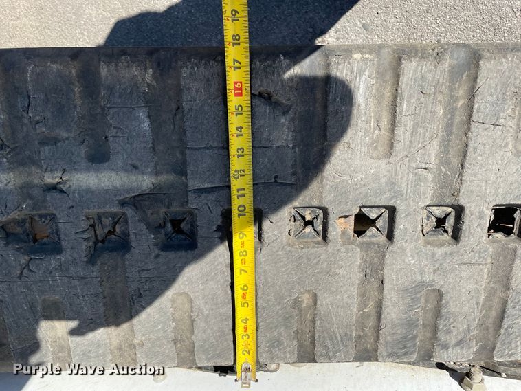 image for item KF9560 2015 Bobcat T650  tracked skid steer loader