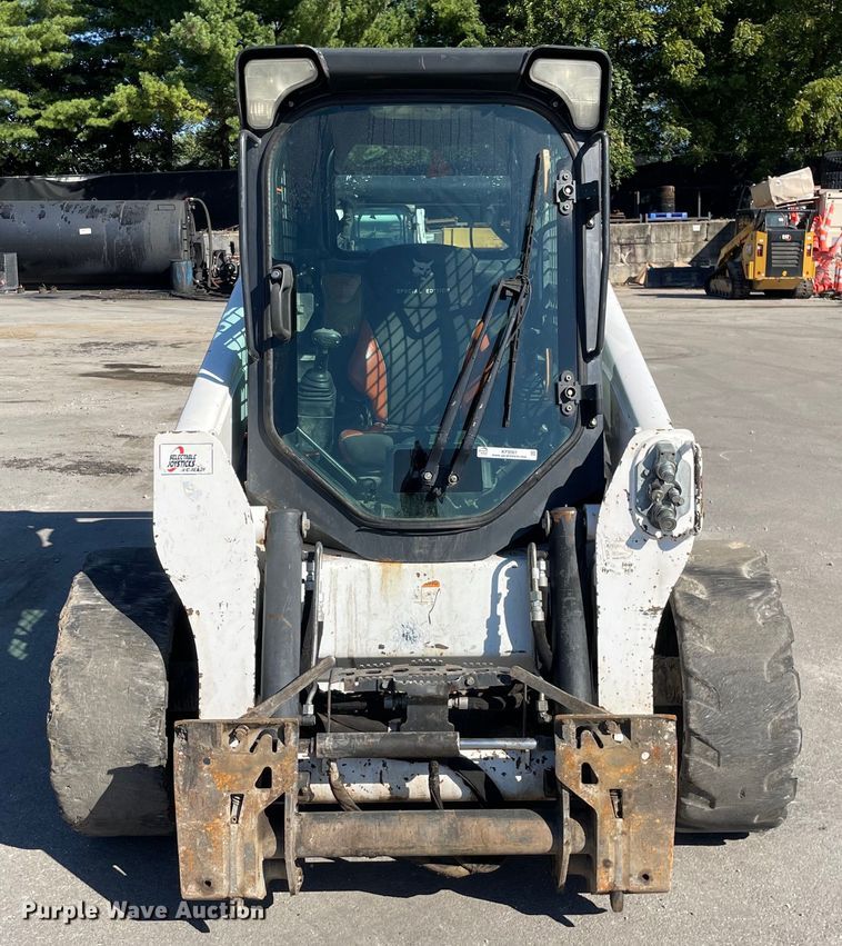 image for item KF9561 2014 Bobcat S650  skid steer loader