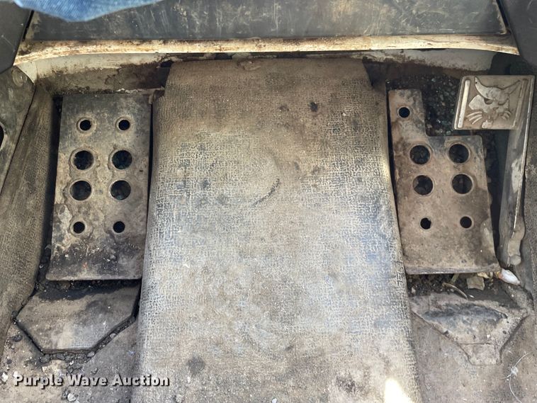 image for item KF9561 2014 Bobcat S650  skid steer loader