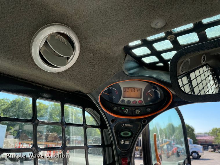 image for item KF9561 2014 Bobcat S650  skid steer loader