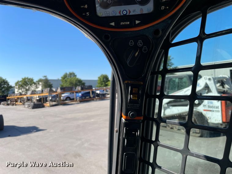 image for item KF9561 2014 Bobcat S650  skid steer loader