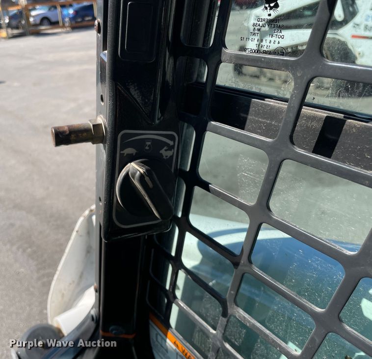 image for item KF9561 2014 Bobcat S650  skid steer loader