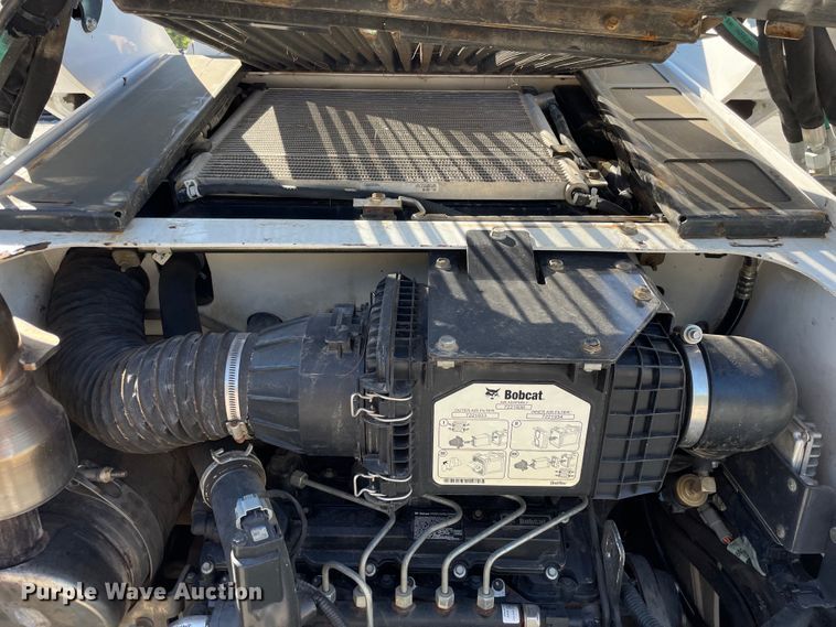 image for item KF9561 2014 Bobcat S650  skid steer loader