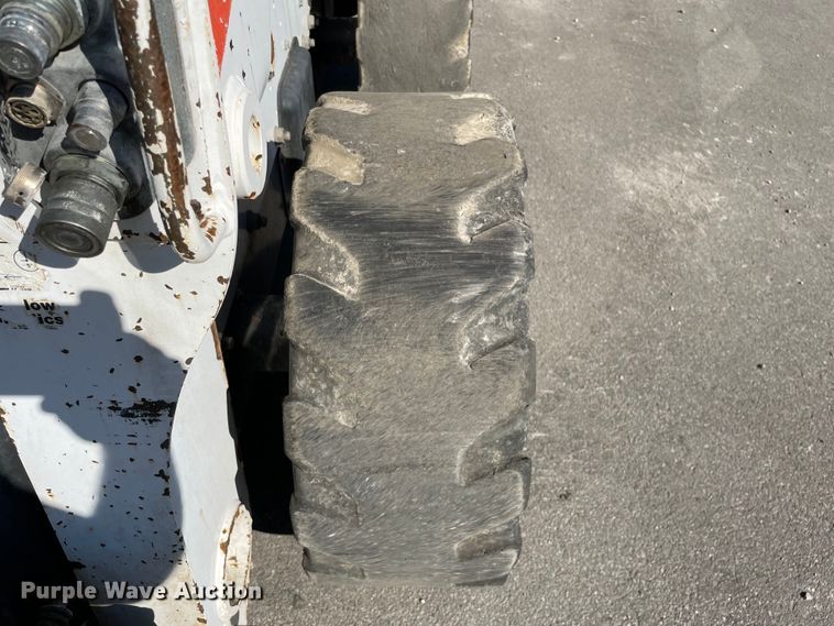 image for item KF9561 2014 Bobcat S650  skid steer loader