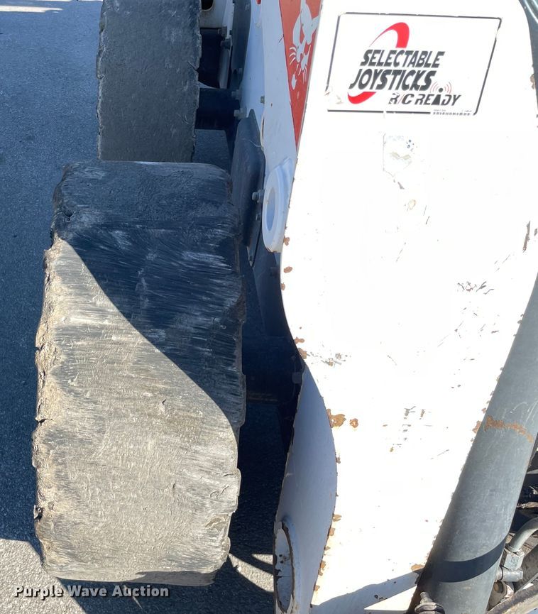 image for item KF9561 2014 Bobcat S650  skid steer loader