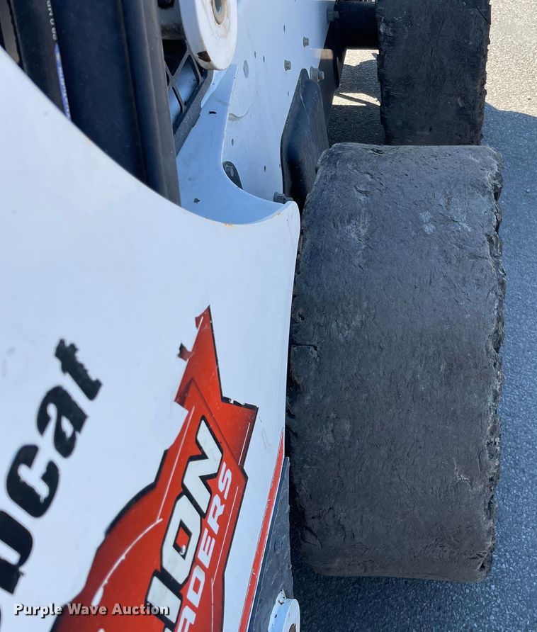 image for item KF9561 2014 Bobcat S650  skid steer loader