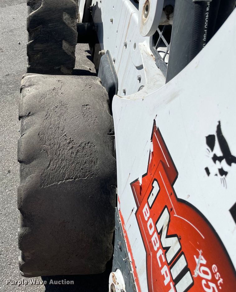 image for item KF9561 2014 Bobcat S650  skid steer loader