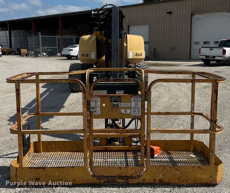 image for item KF9562 2000 Grove T66J  boom lift