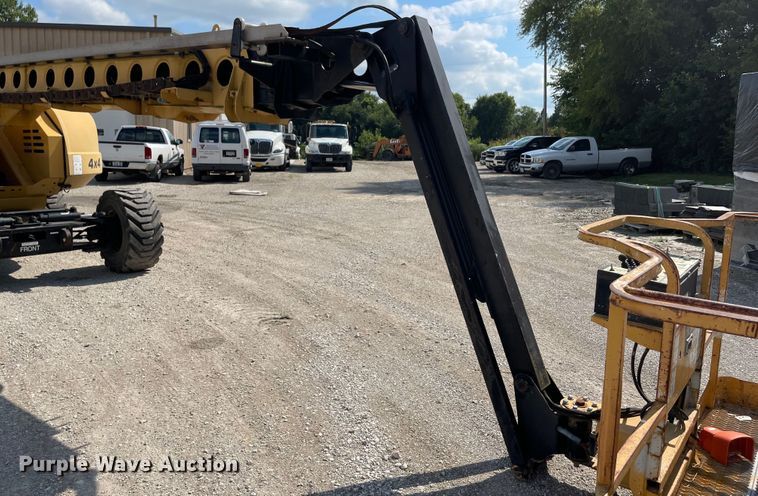 image for item KF9562 2000 Grove T66J  boom lift