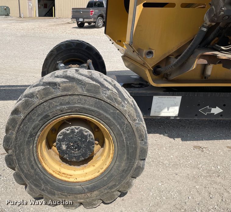 image for item KF9562 2000 Grove T66J  boom lift