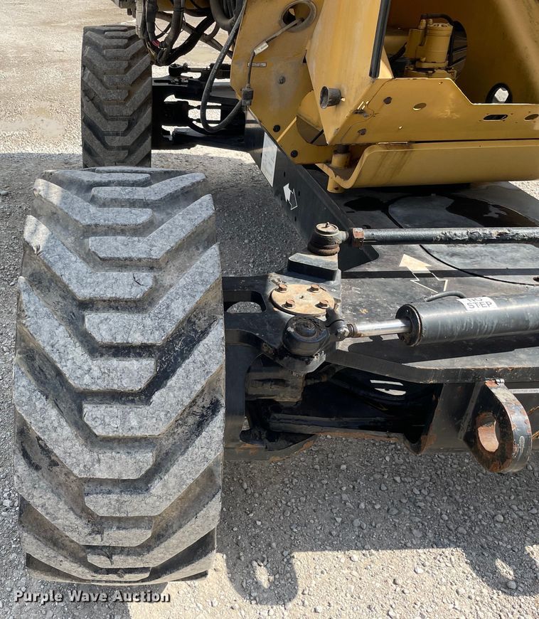 image for item KF9562 2000 Grove T66J  boom lift