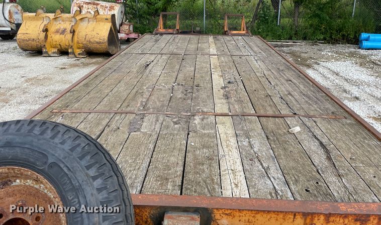 image for item KF9566 1996 Econoline MP423DE  equipment trailer